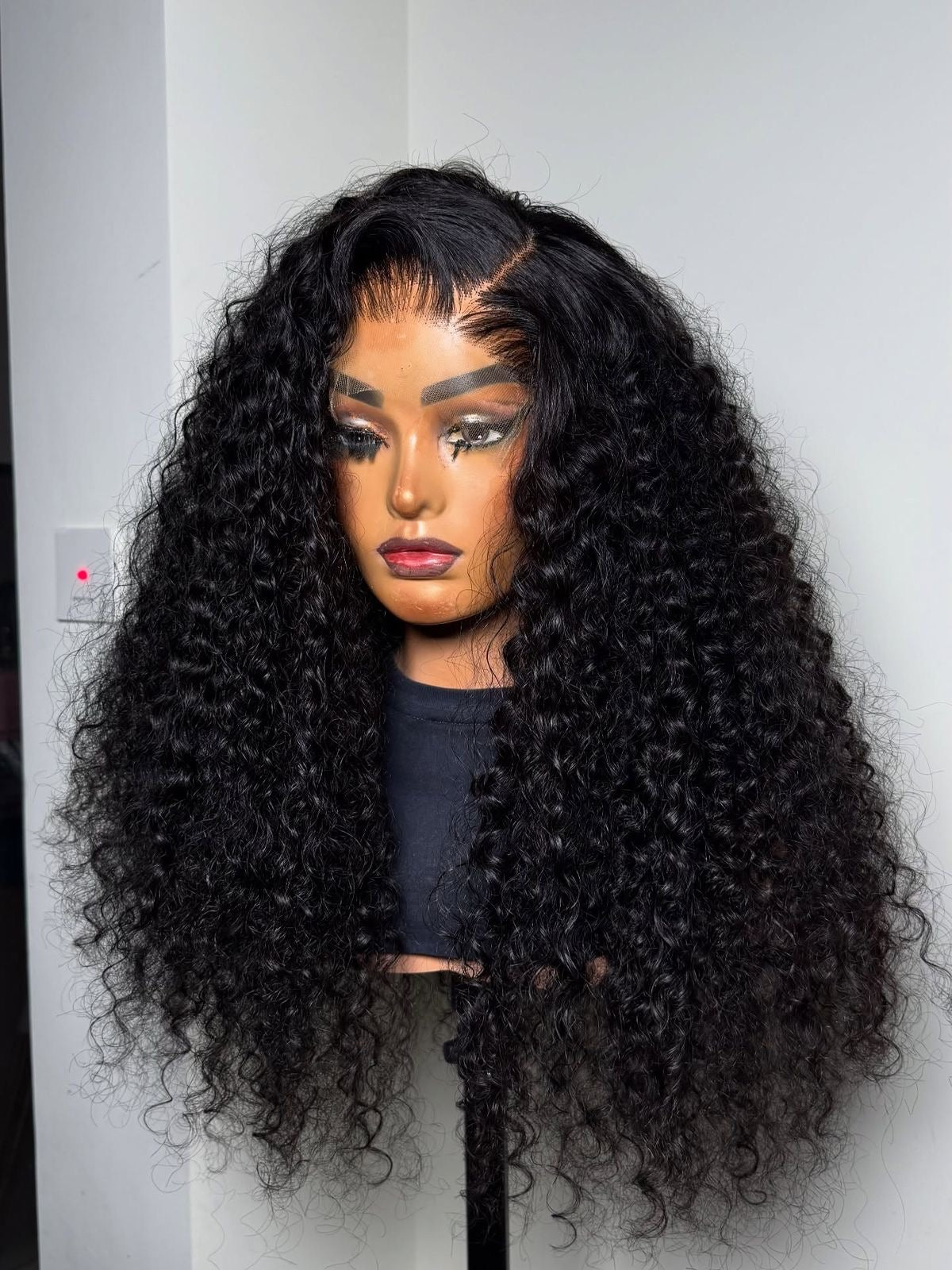 Rihanna 1B Curls (Human Hair Blend)